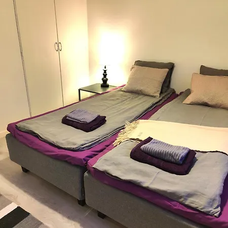 Apartment Kolmio Tuirassa Lahella Keskustaa / 2 Bedroom In Tuira Near Center Oulu